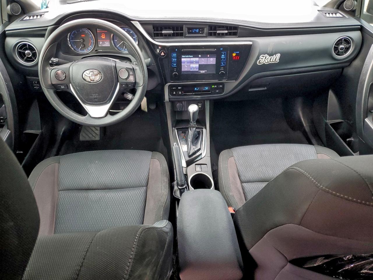 2019 TOYOTA COROLLA