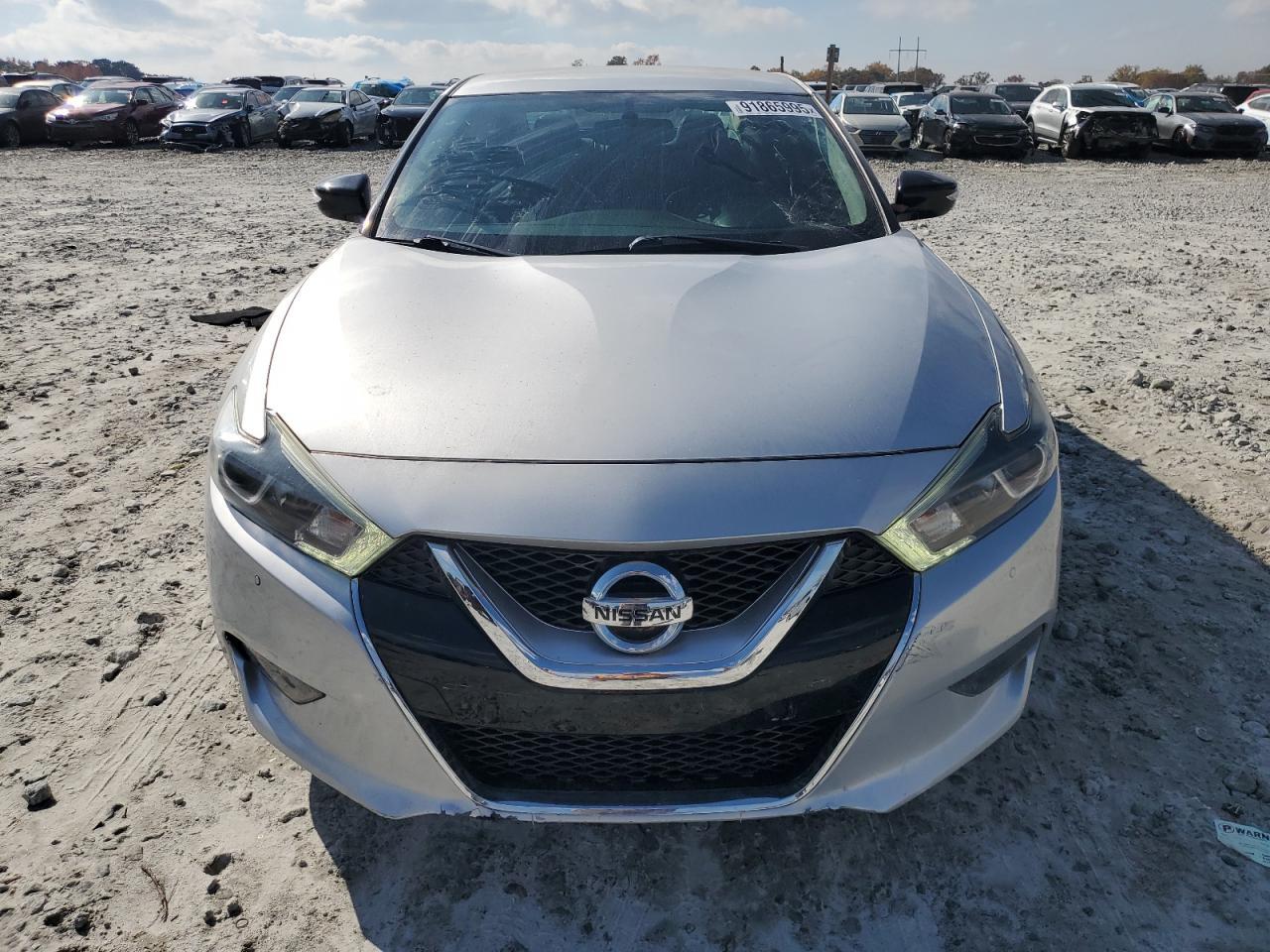 2018 NISSAN Maxima