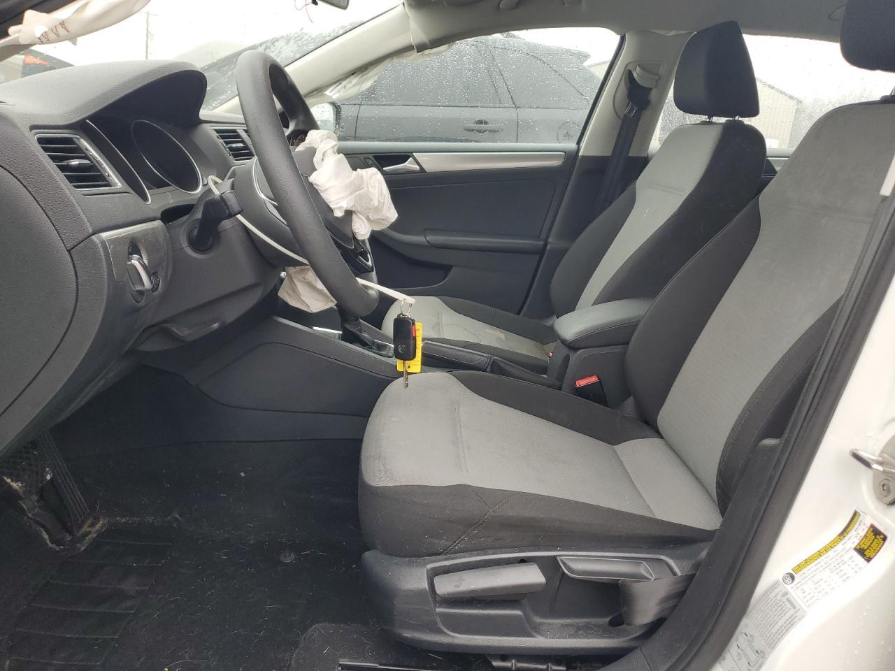 2017 VOLKSWAGEN JETTA
