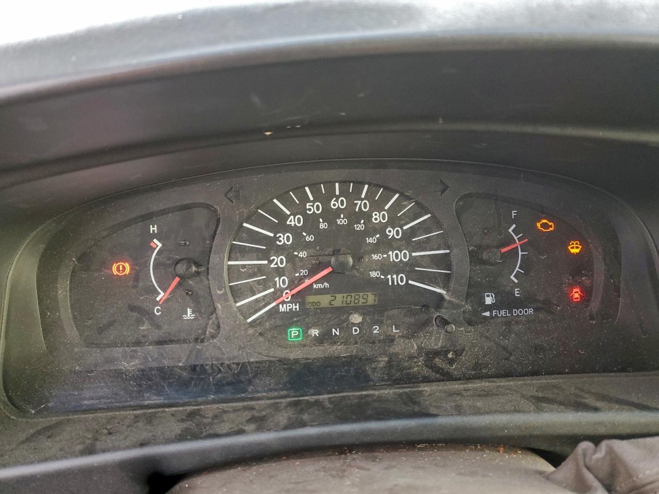 2000 TOYOTA SIENNA