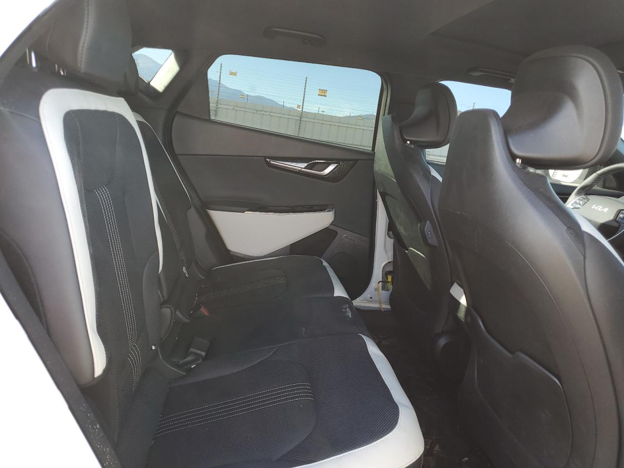 2024 KIA EV6
