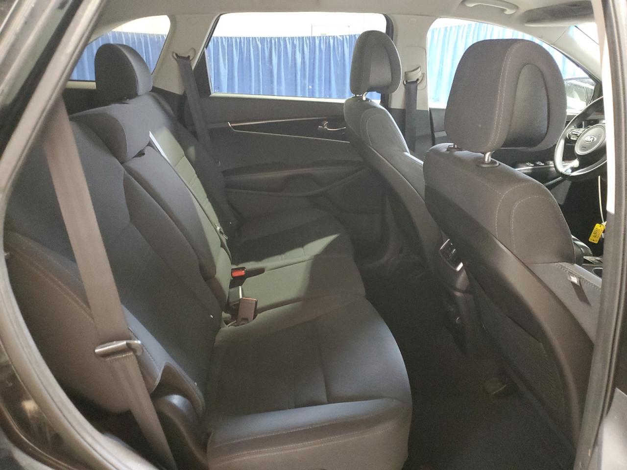 2016 KIA SORENTO