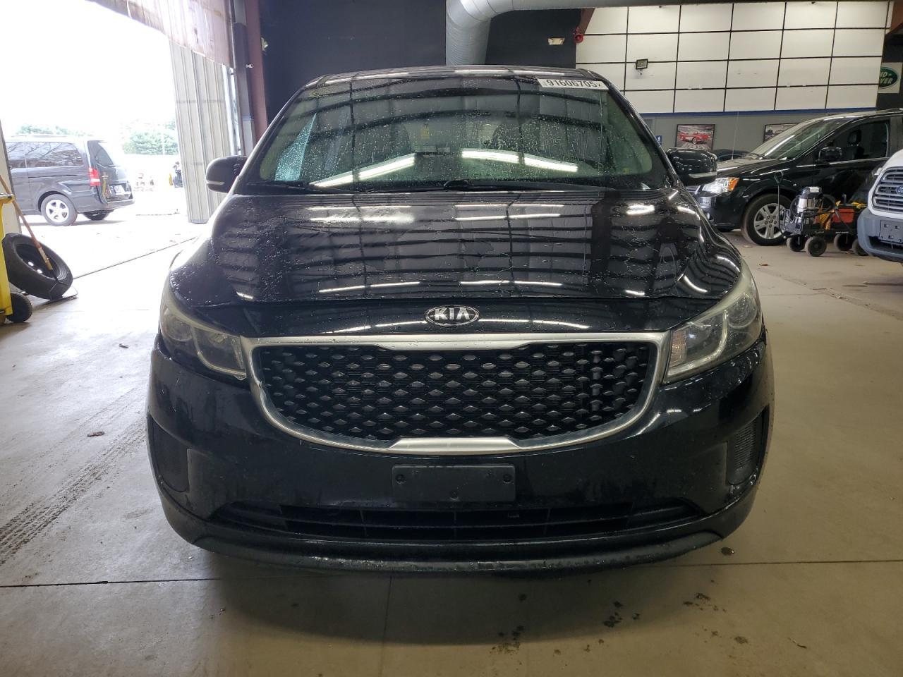 2017 KIA SEDONA