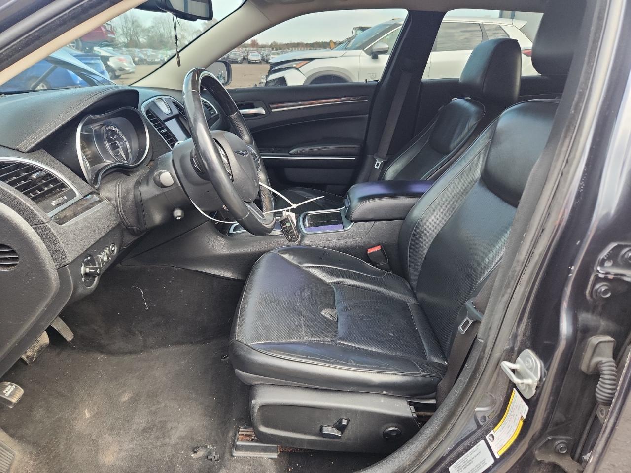 2016 CHRYSLER 300