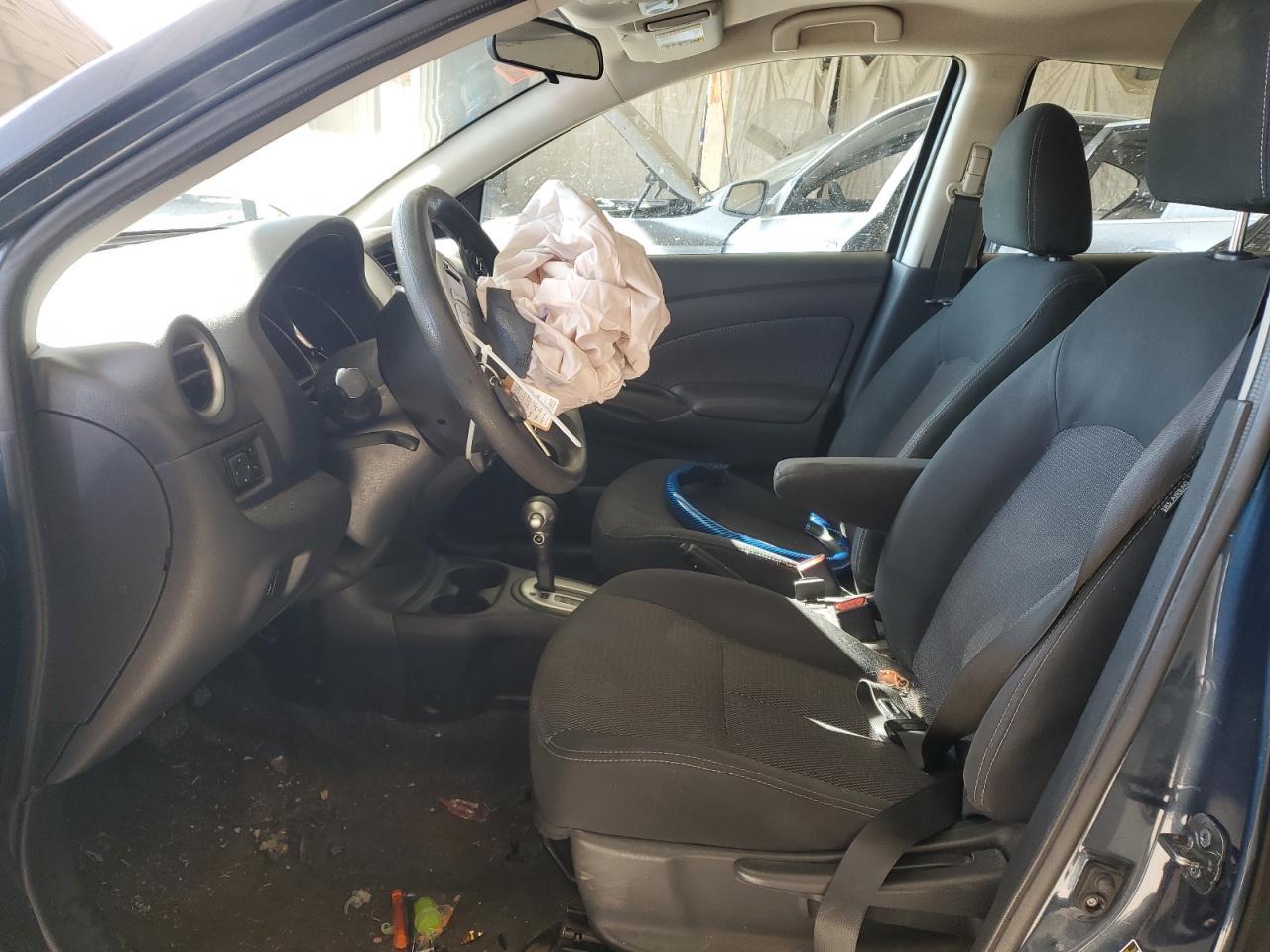 2016 NISSAN VERSA