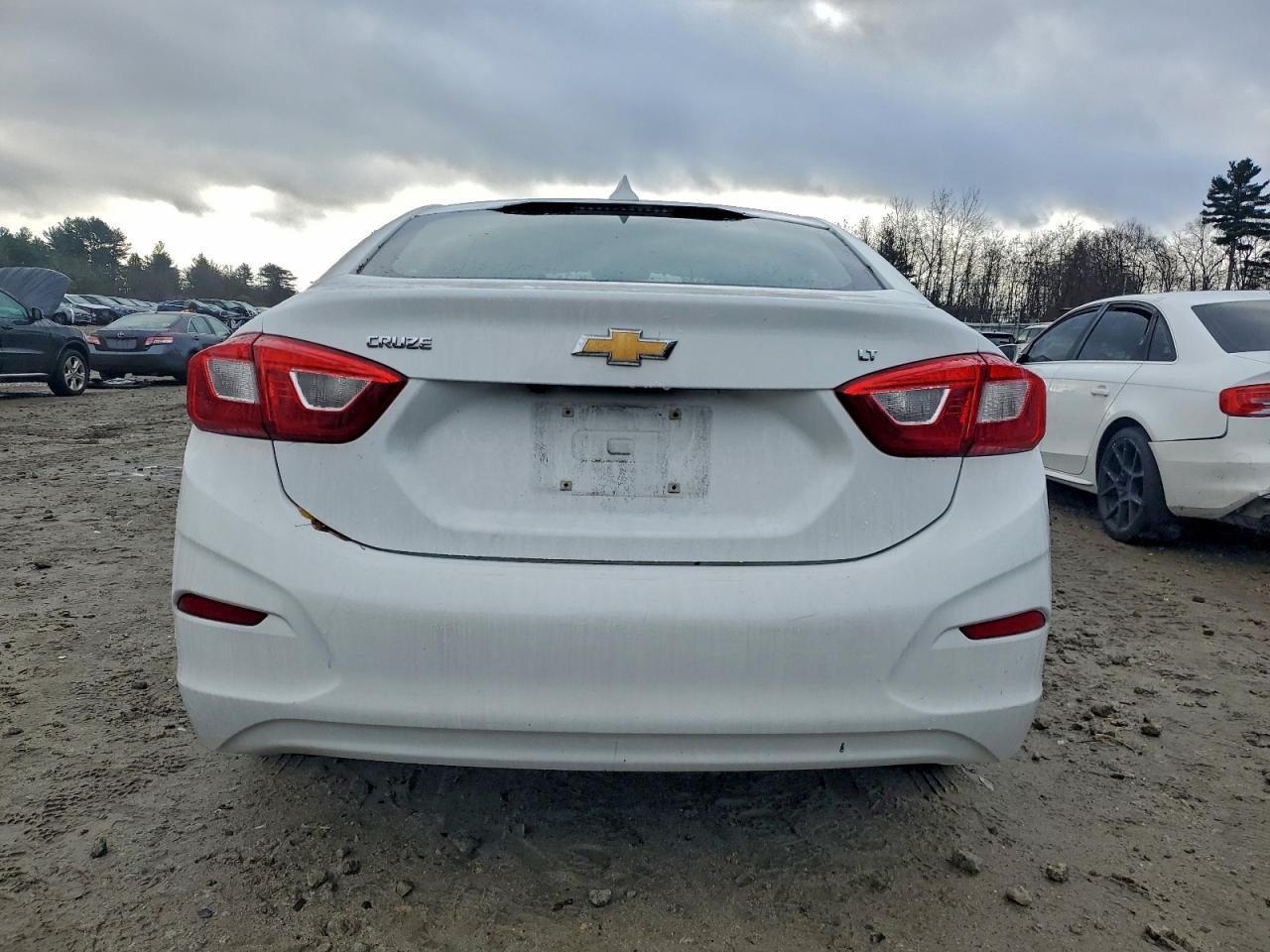 2016 CHEVROLET CRUZE