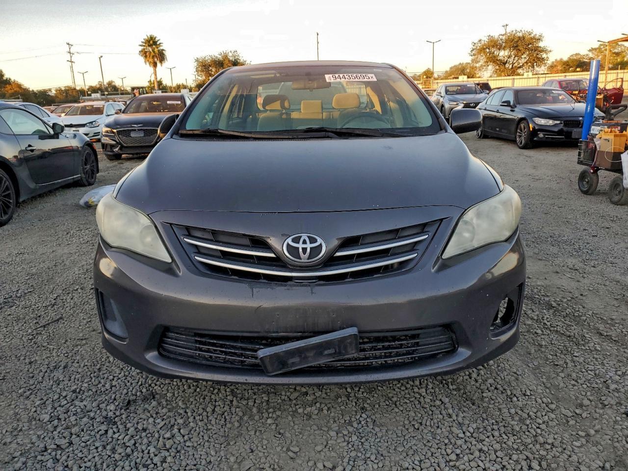 2013 TOYOTA COROLLA