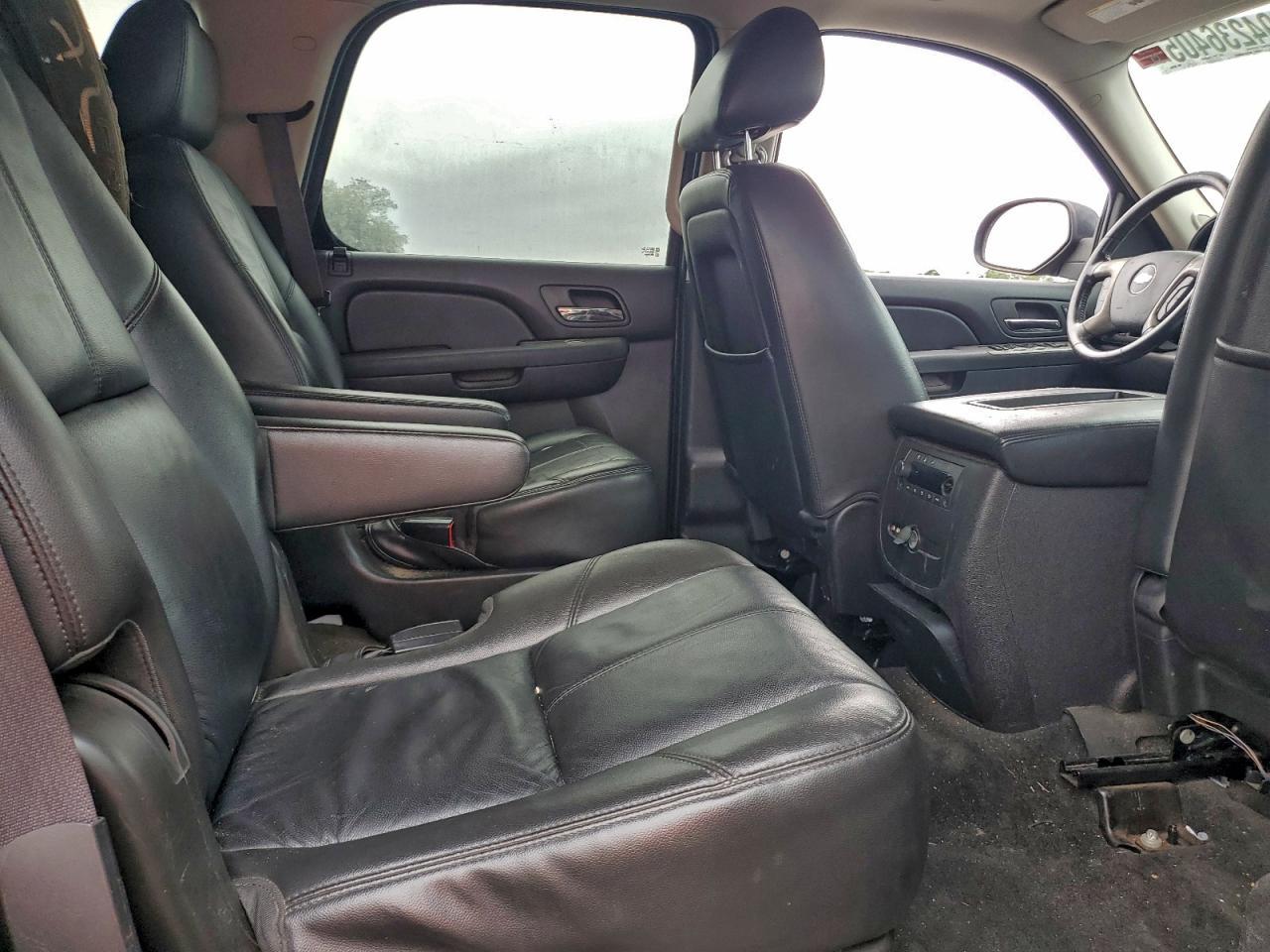 2012 CHEVROLET Tahoe