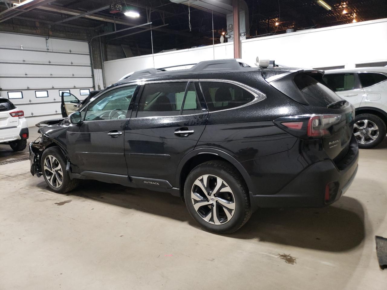 2020 SUBARU Outback