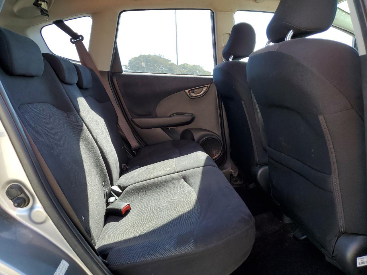 2010 HONDA FIT