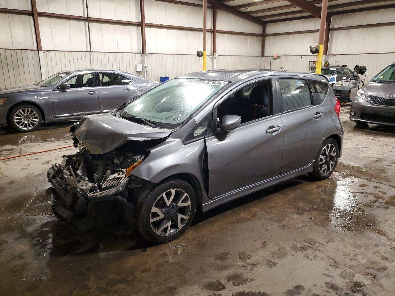 2017 NISSAN Versa Note