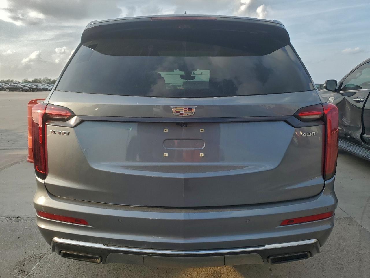 2020 CADILLAC XT6