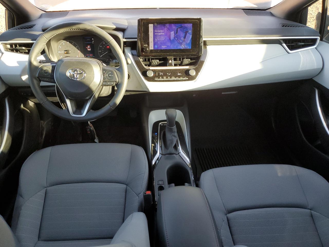 2025 TOYOTA COROLLA