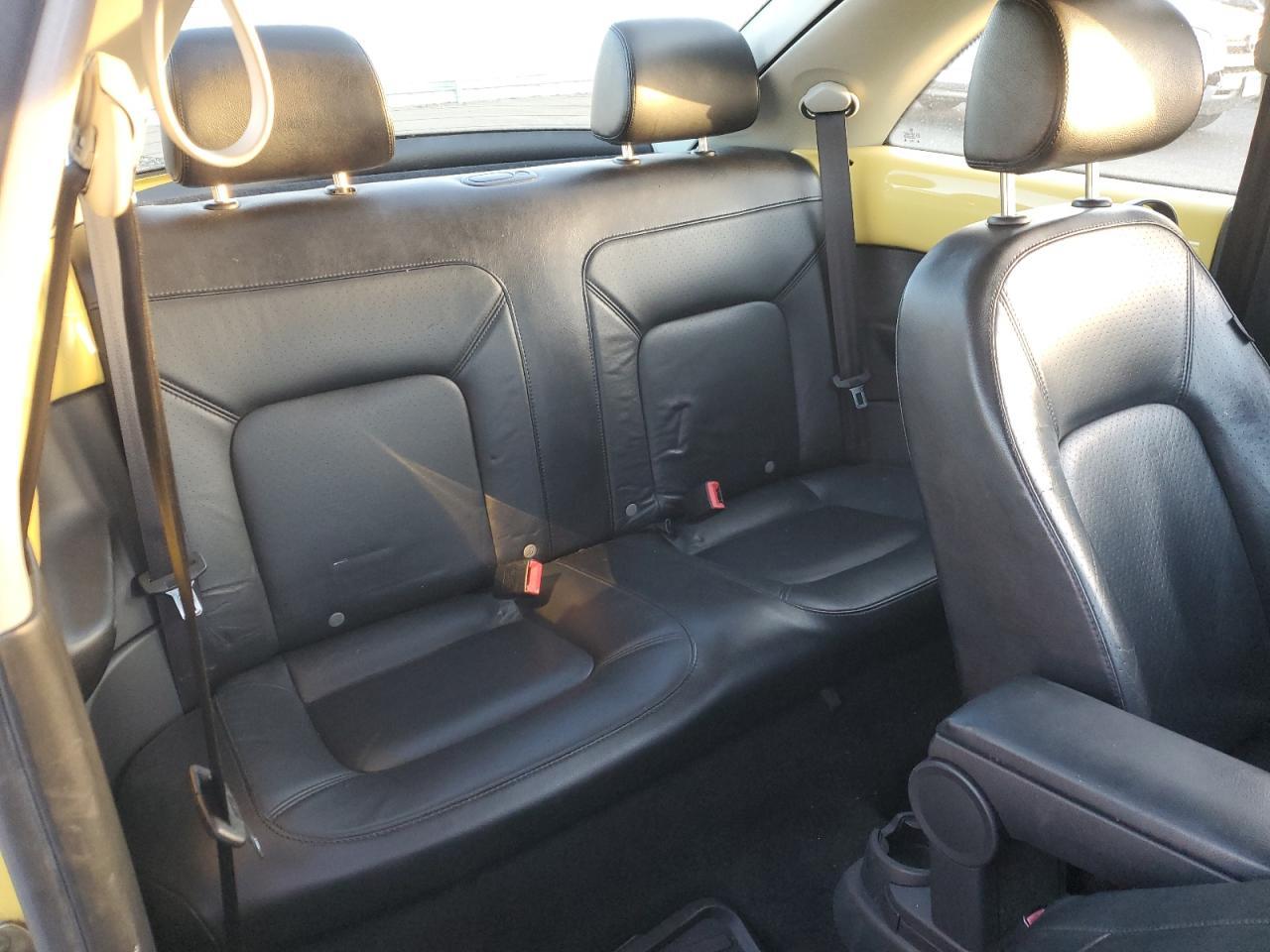 2006 VOLKSWAGEN Beetle