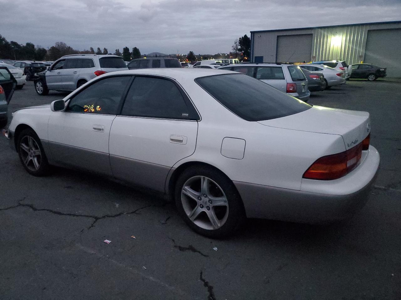 1997 LEXUS Es 300