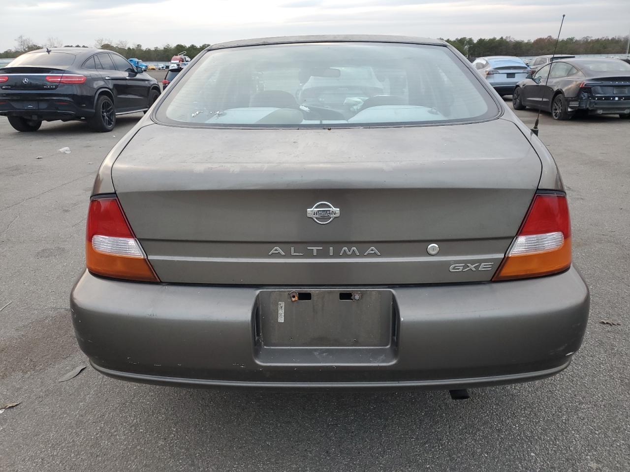 1999 NISSAN ALTIMA