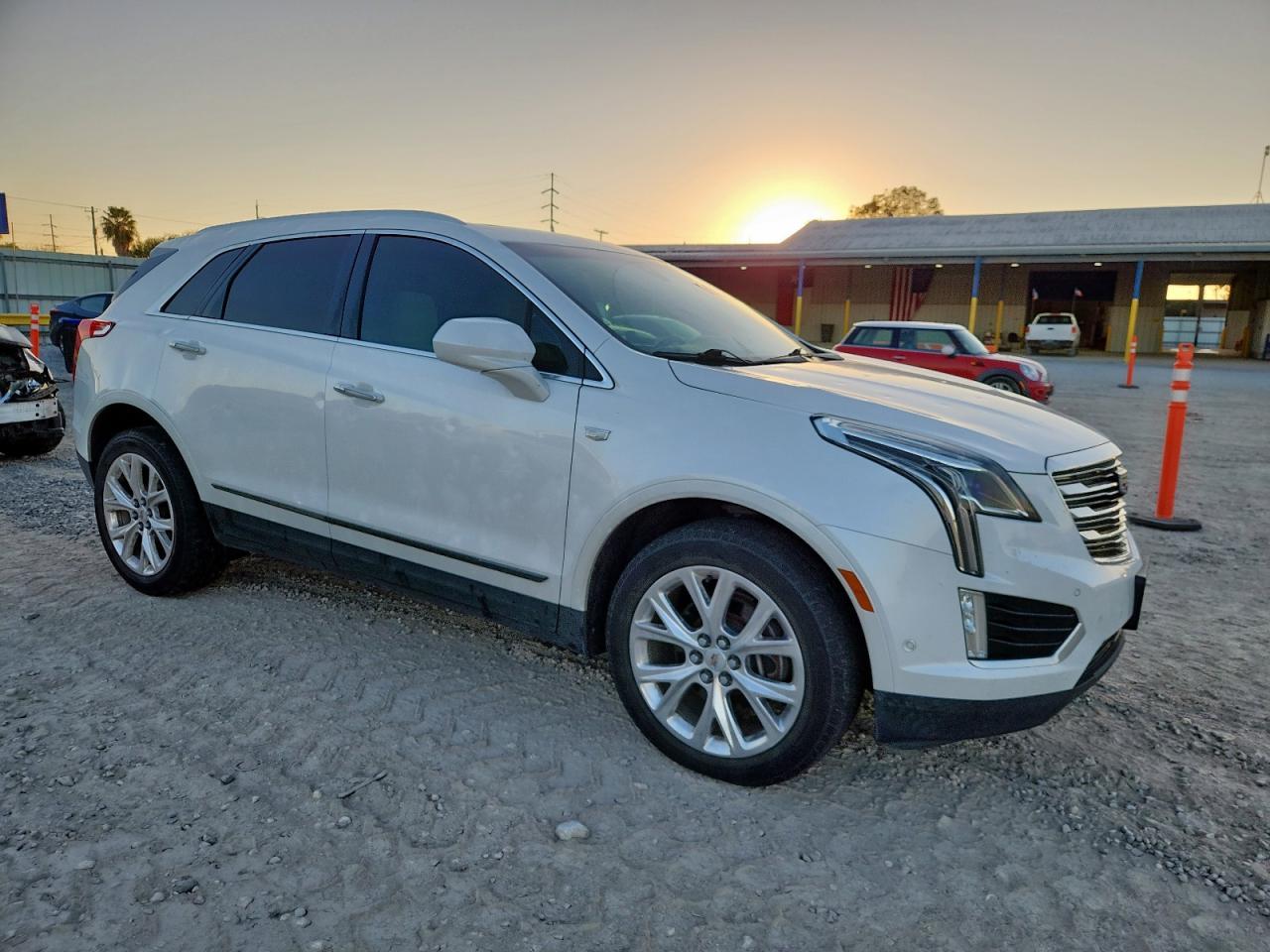 2017 CADILLAC XT5