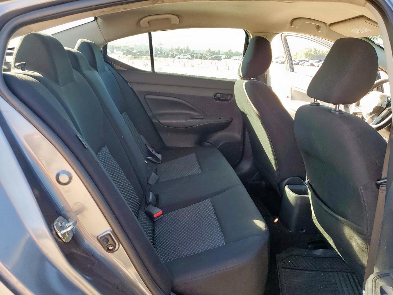 2020 NISSAN VERSA