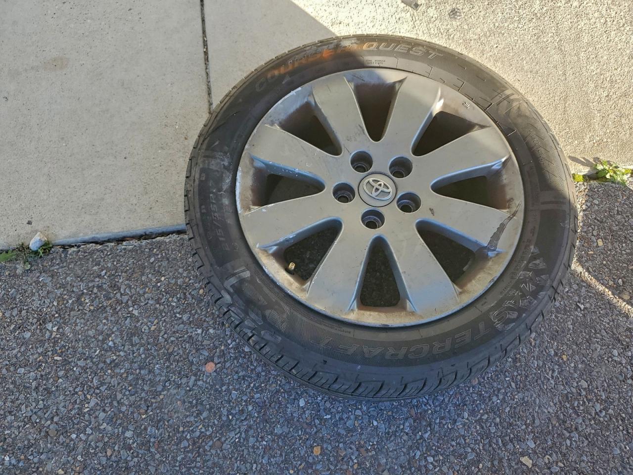 2006 TOYOTA Avalon