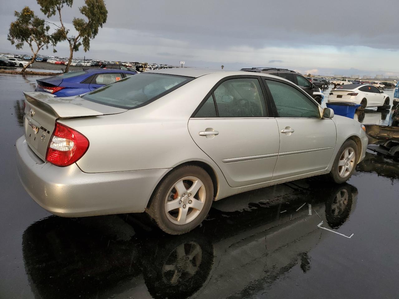 2002 TOYOTA CAMRY