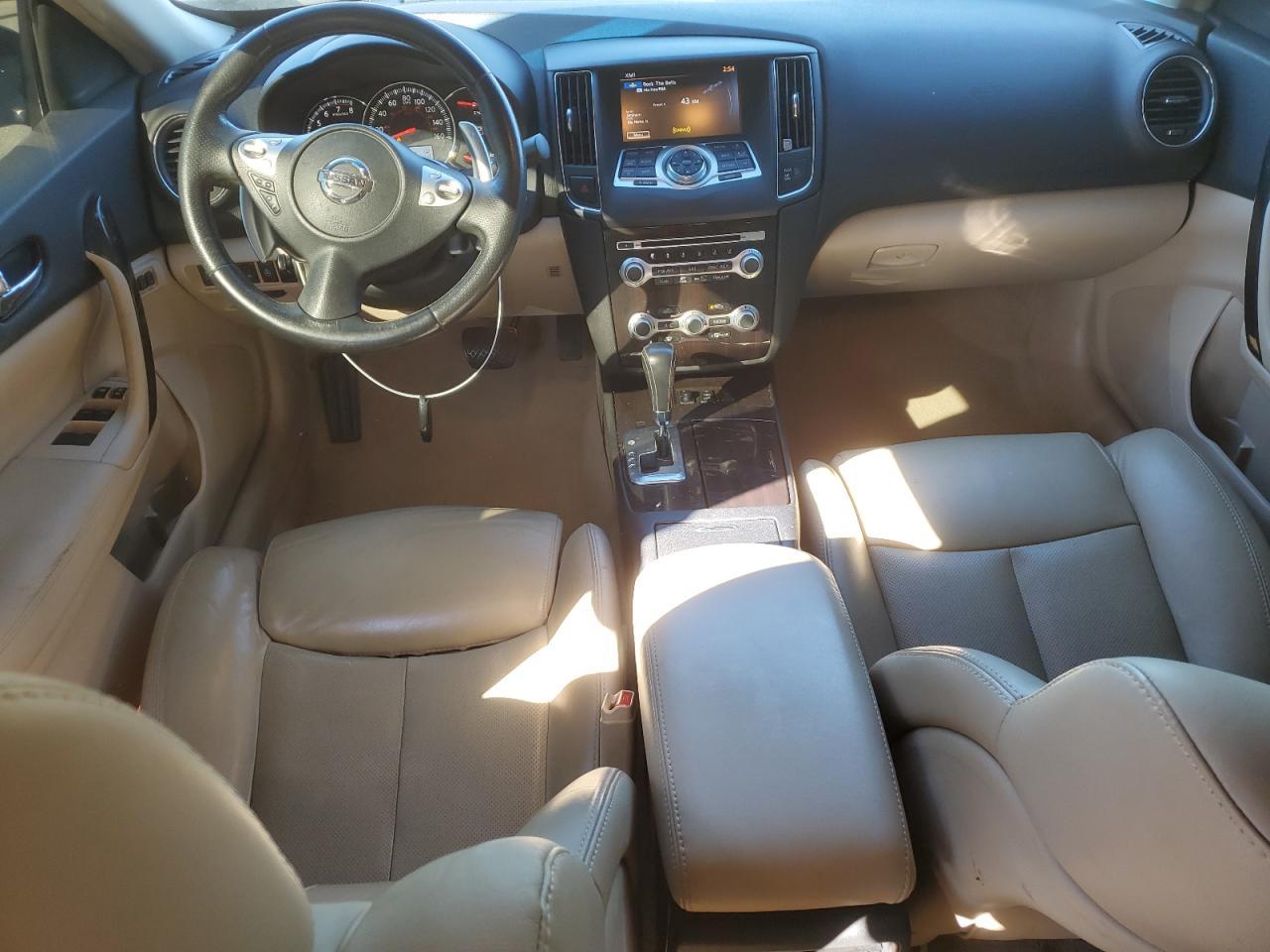 2012 NISSAN Maxima