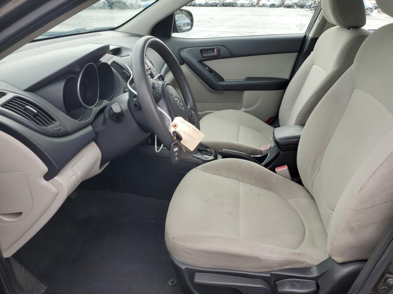 2011 KIA FORTE