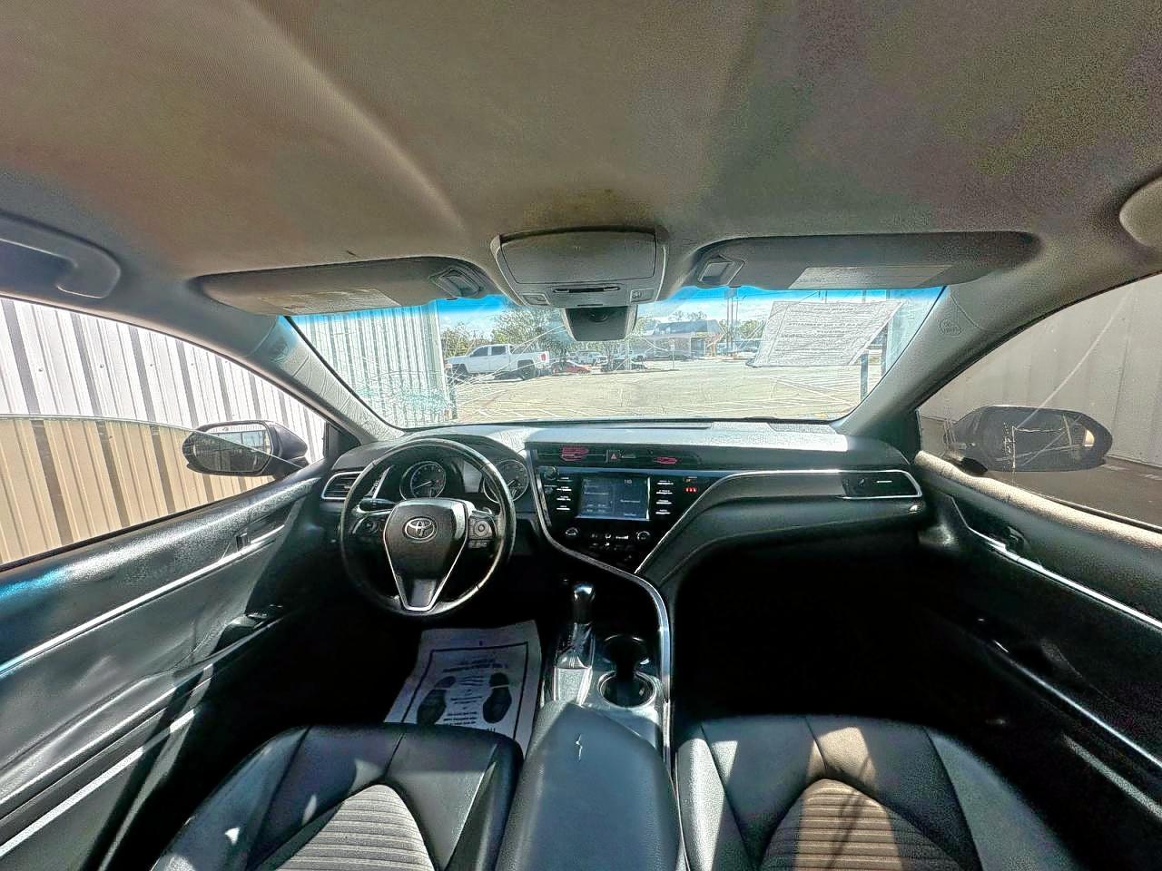 2018 TOYOTA CAMRY