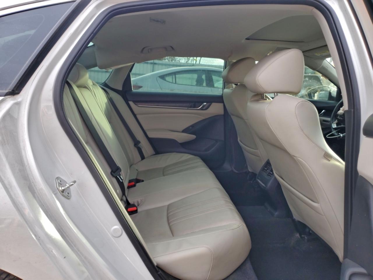 2018 HONDA ACCORD