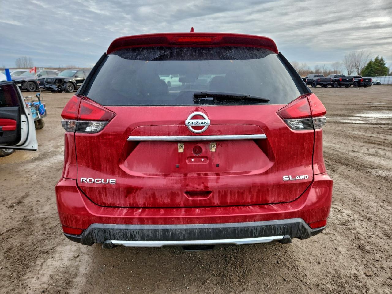 2017 NISSAN ROGUE