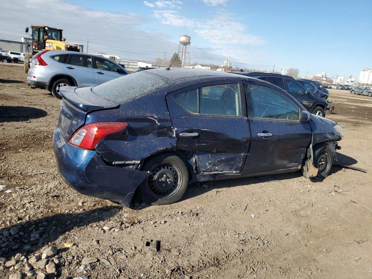2013 NISSAN VERSA
