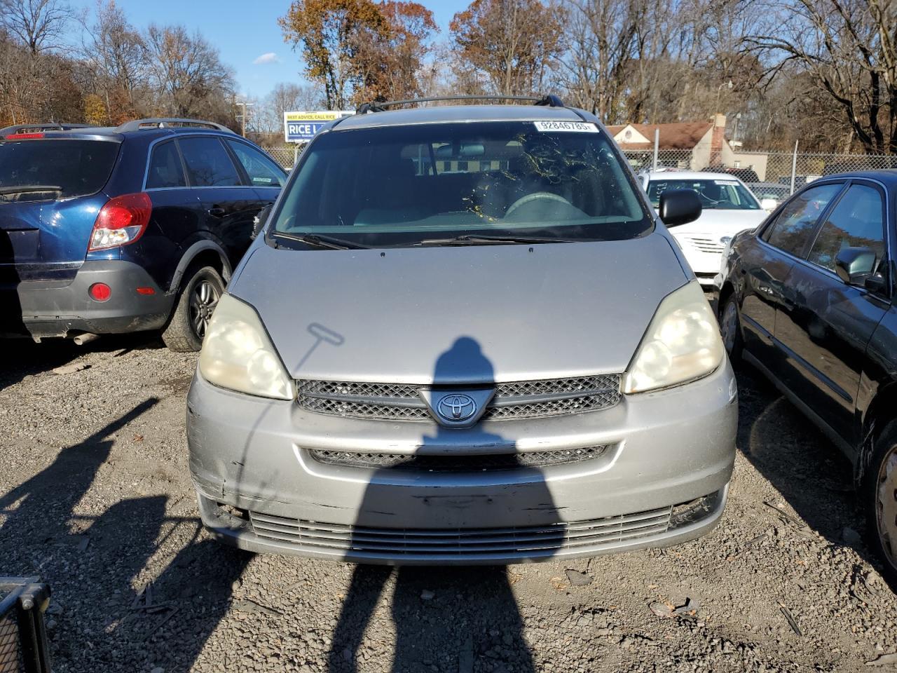2004 TOYOTA SIENNA