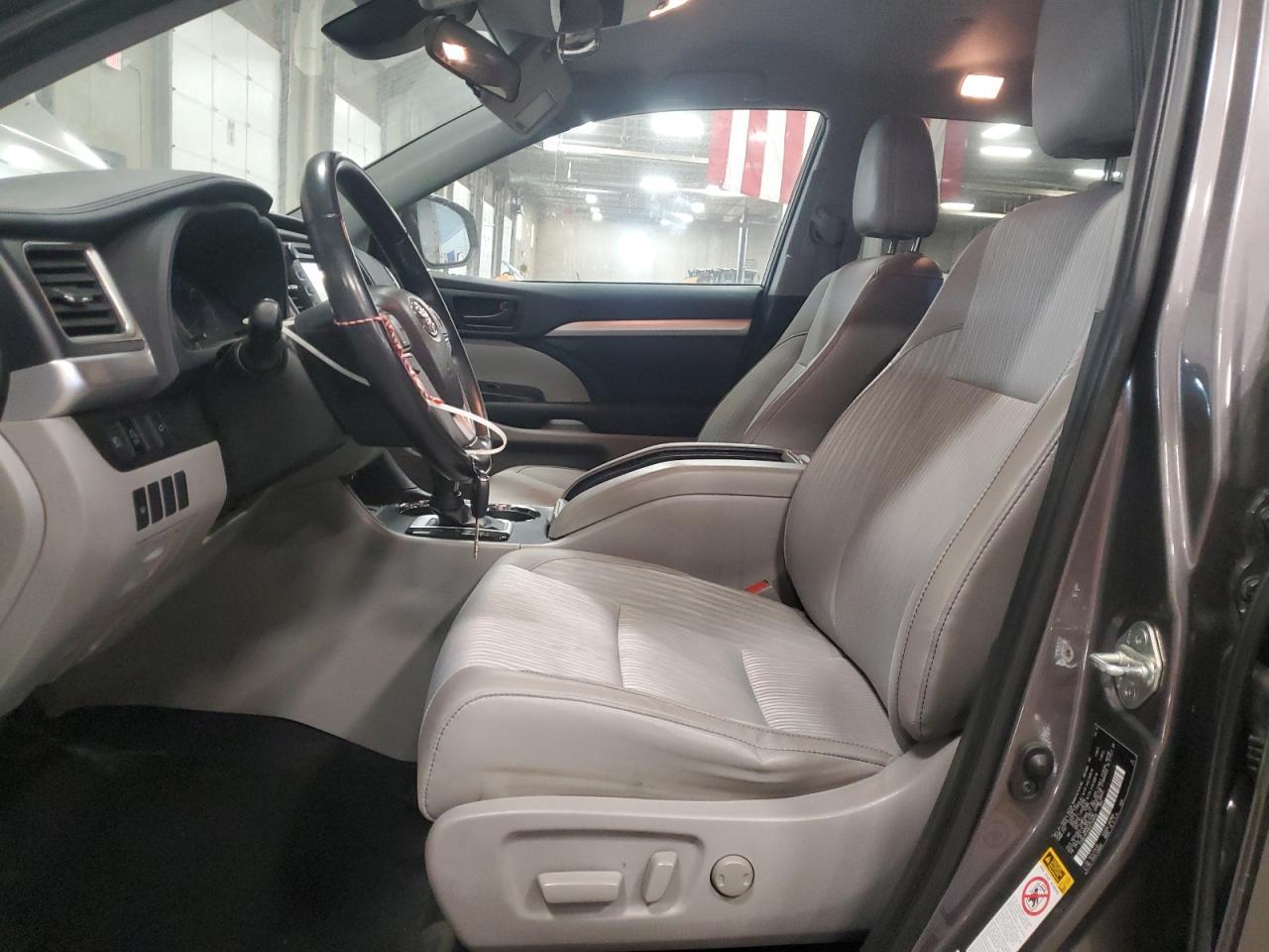 2019 TOYOTA HIGHLANDER
