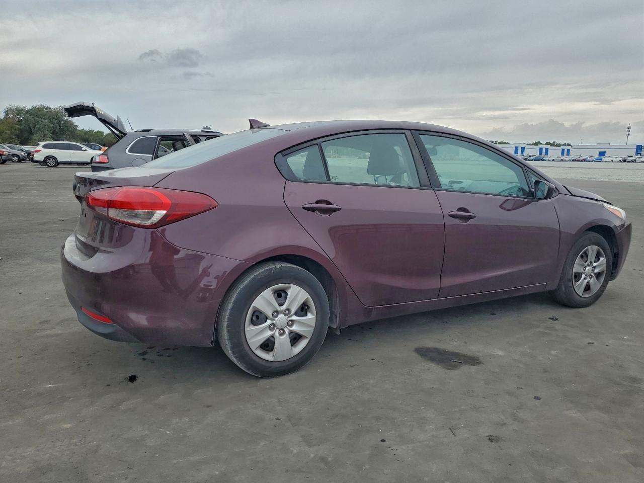2017 KIA FORTE