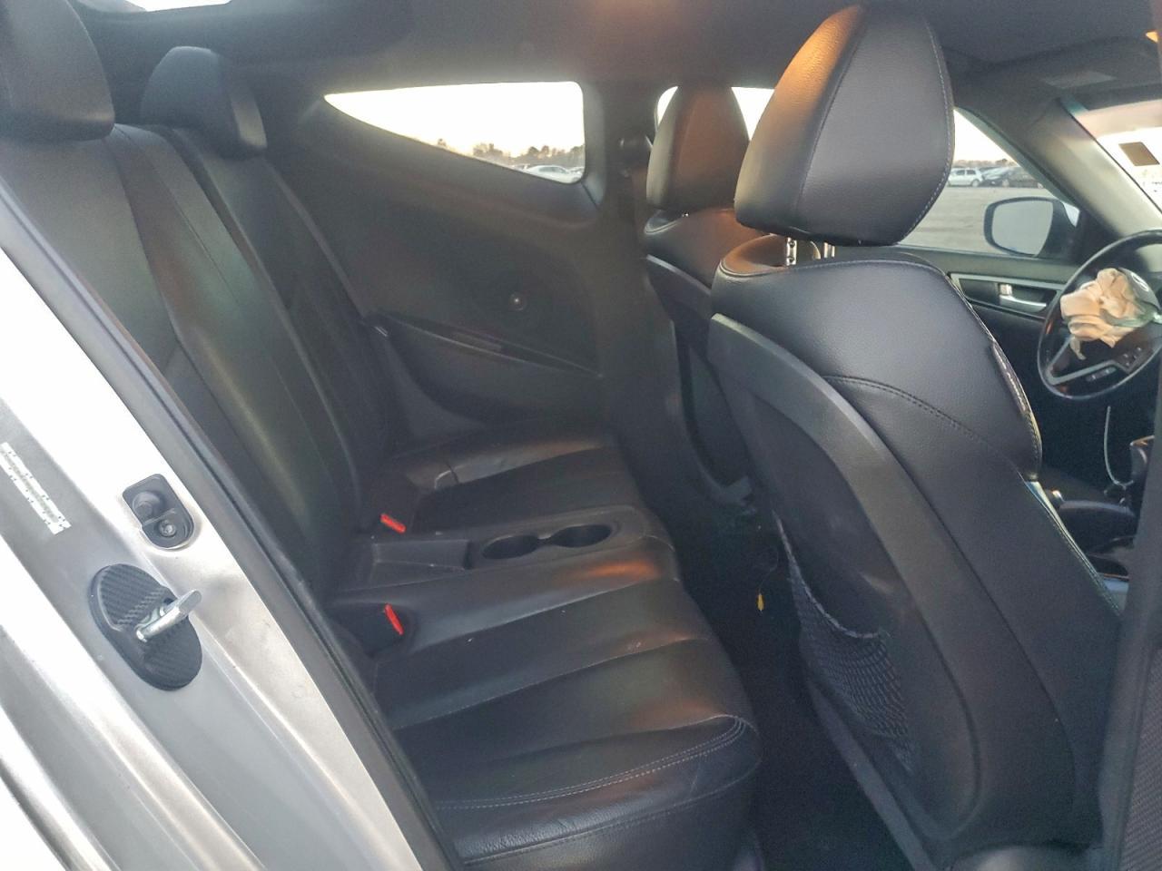 2013 HYUNDAI VELOSTER