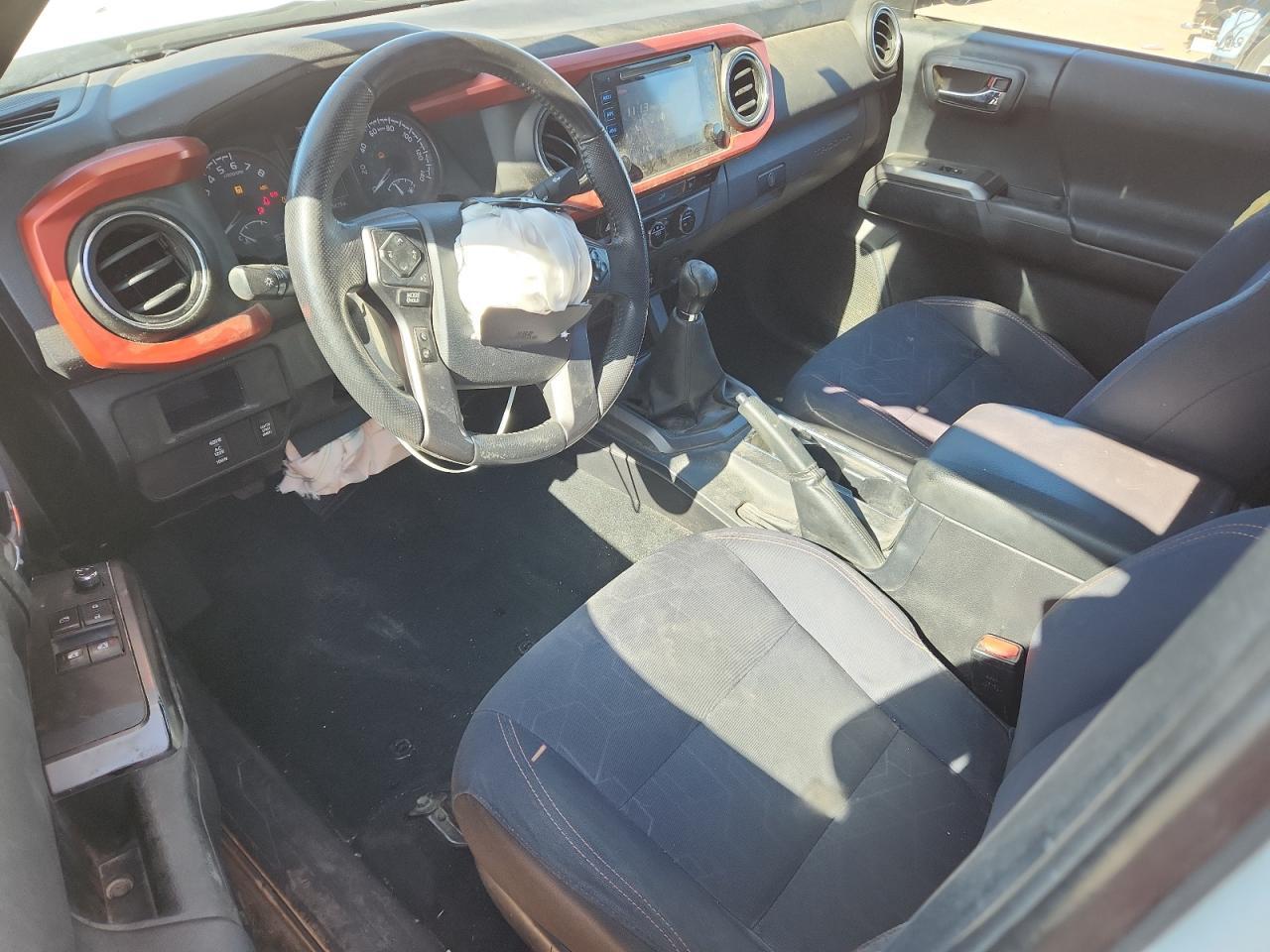 2016 TOYOTA TACOMA