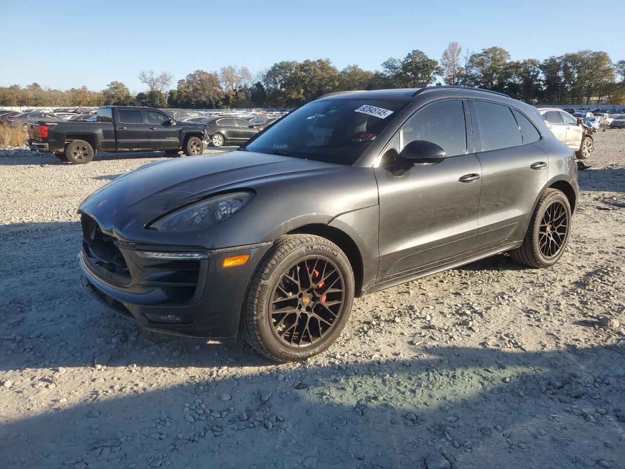 2017 PORSCHE Macan