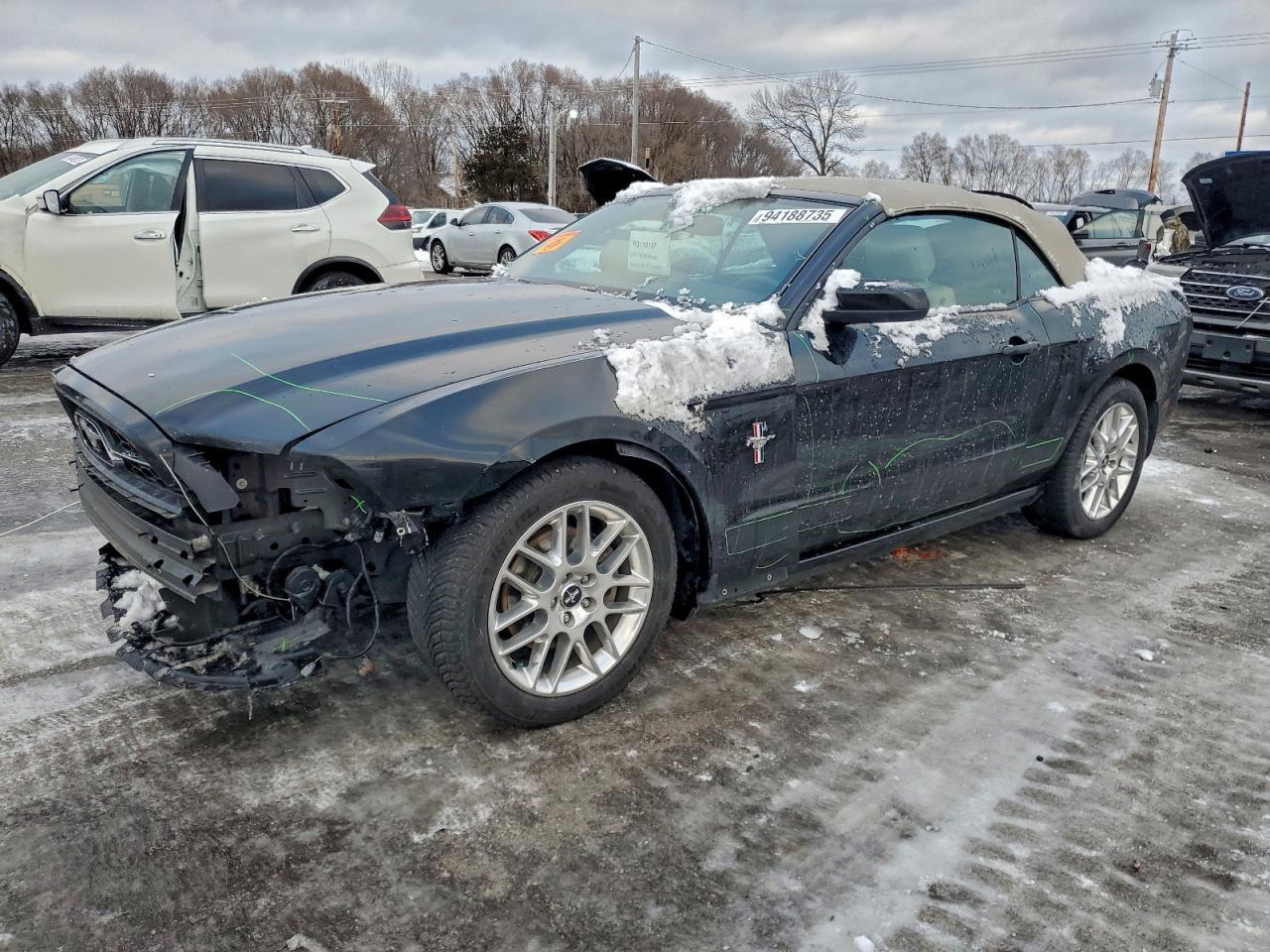 2013 FORD MUSTANG