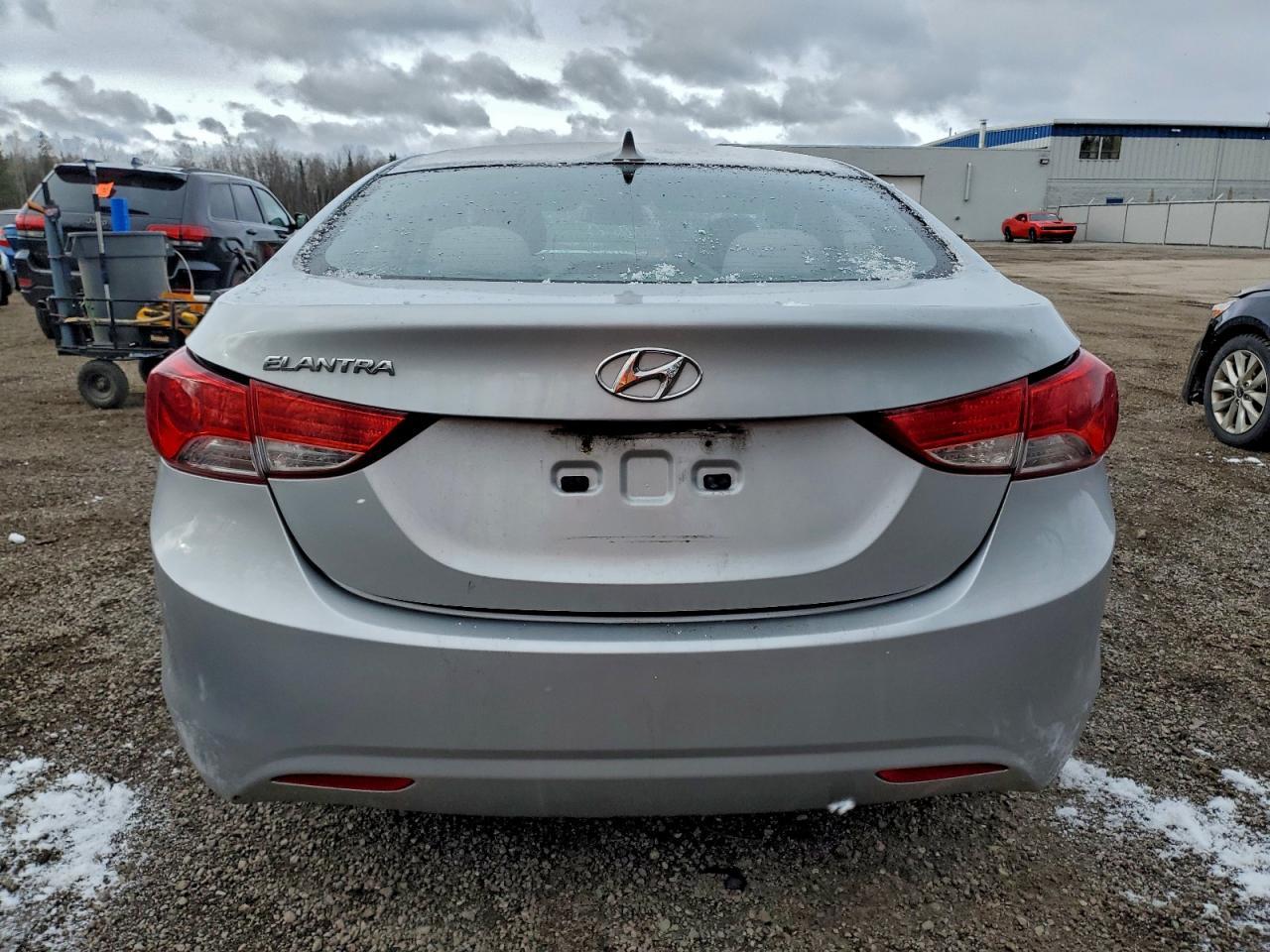 2012 HYUNDAI ELANTRA