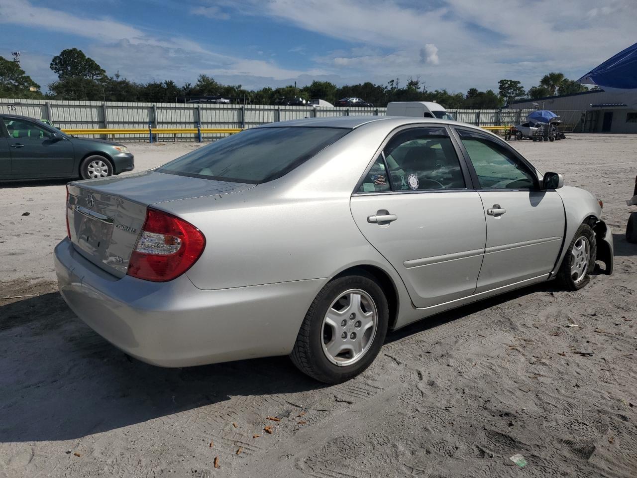 2002 TOYOTA CAMRY