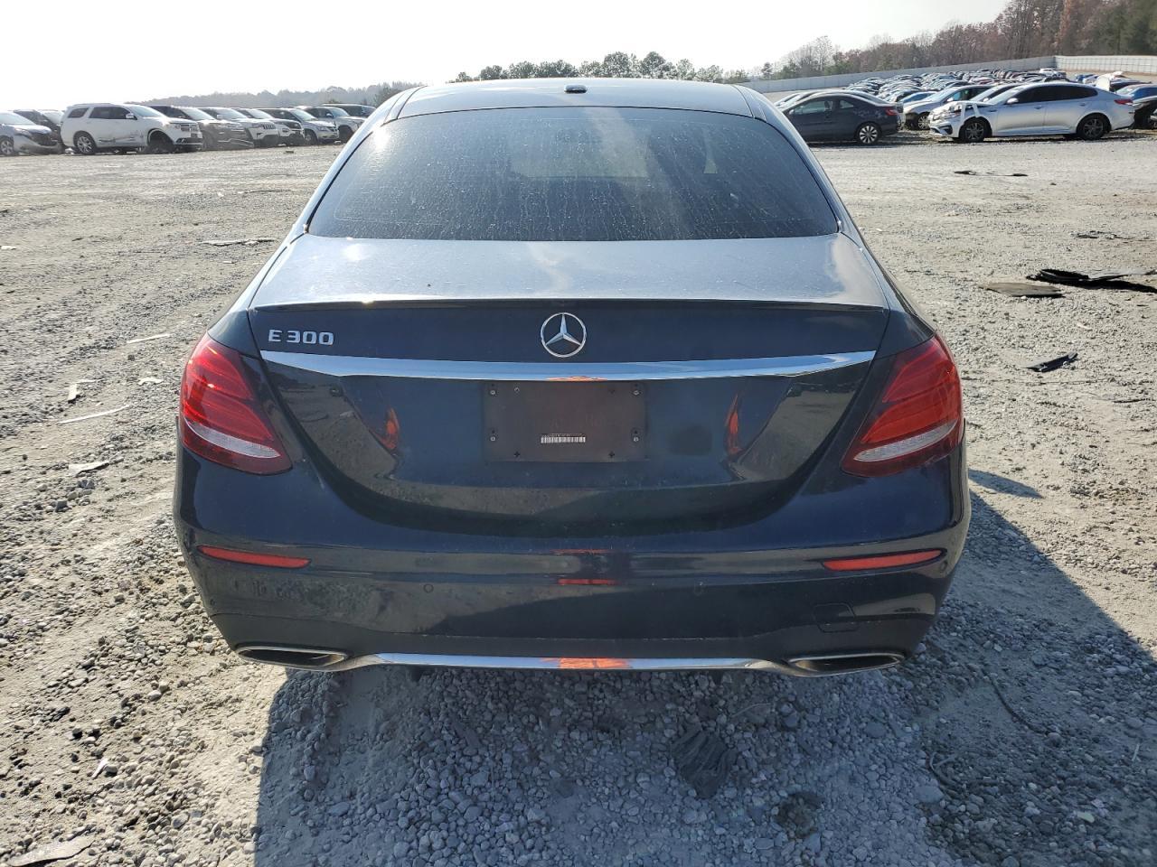 2017 MERCEDES-BENZ E-Class