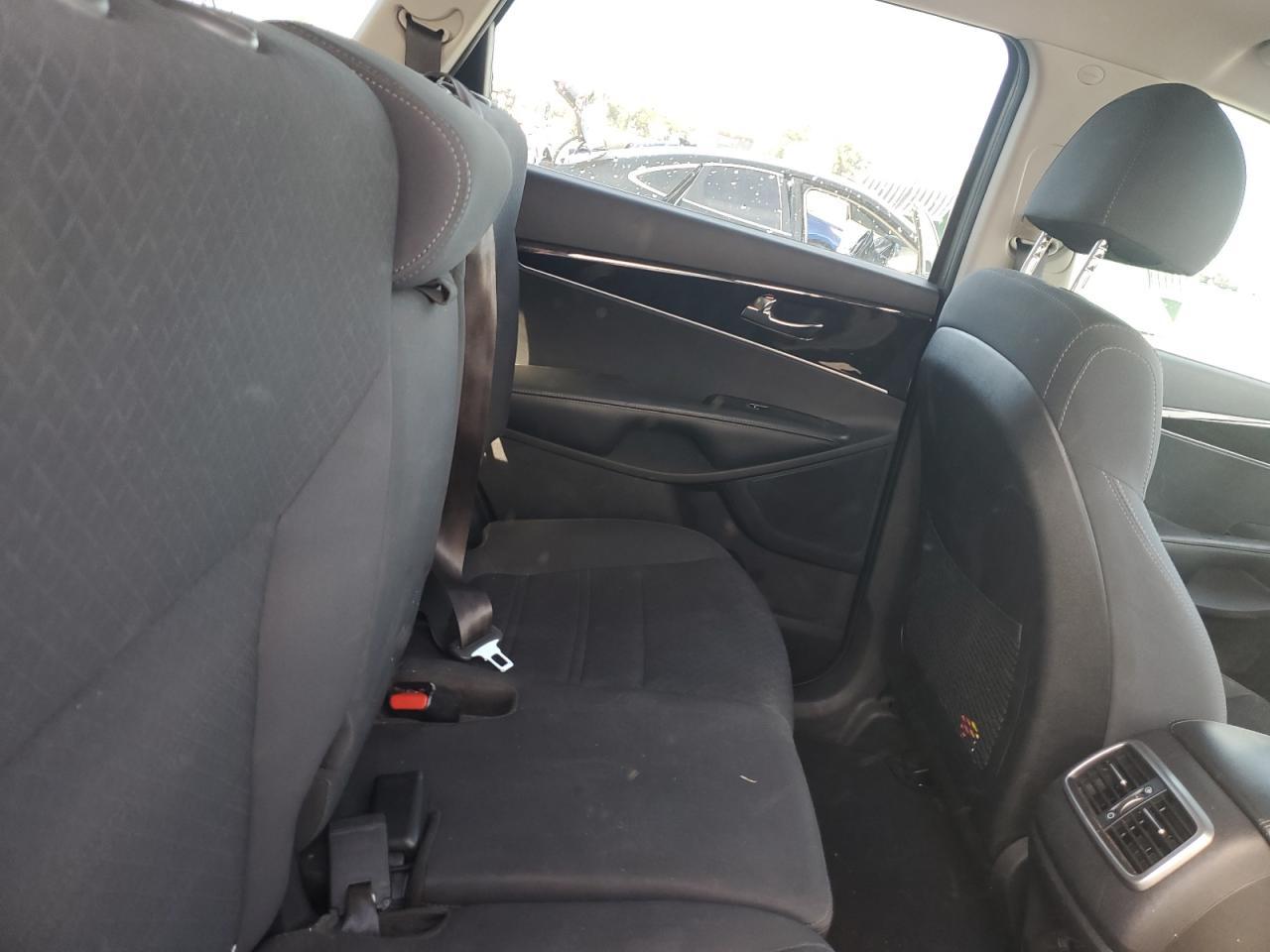 2018 KIA SORENTO