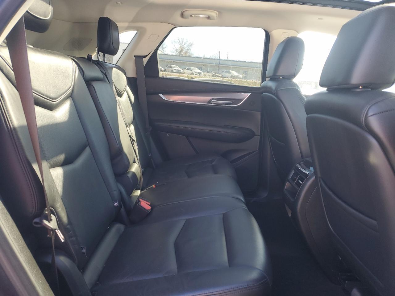 2018 CADILLAC XT5
