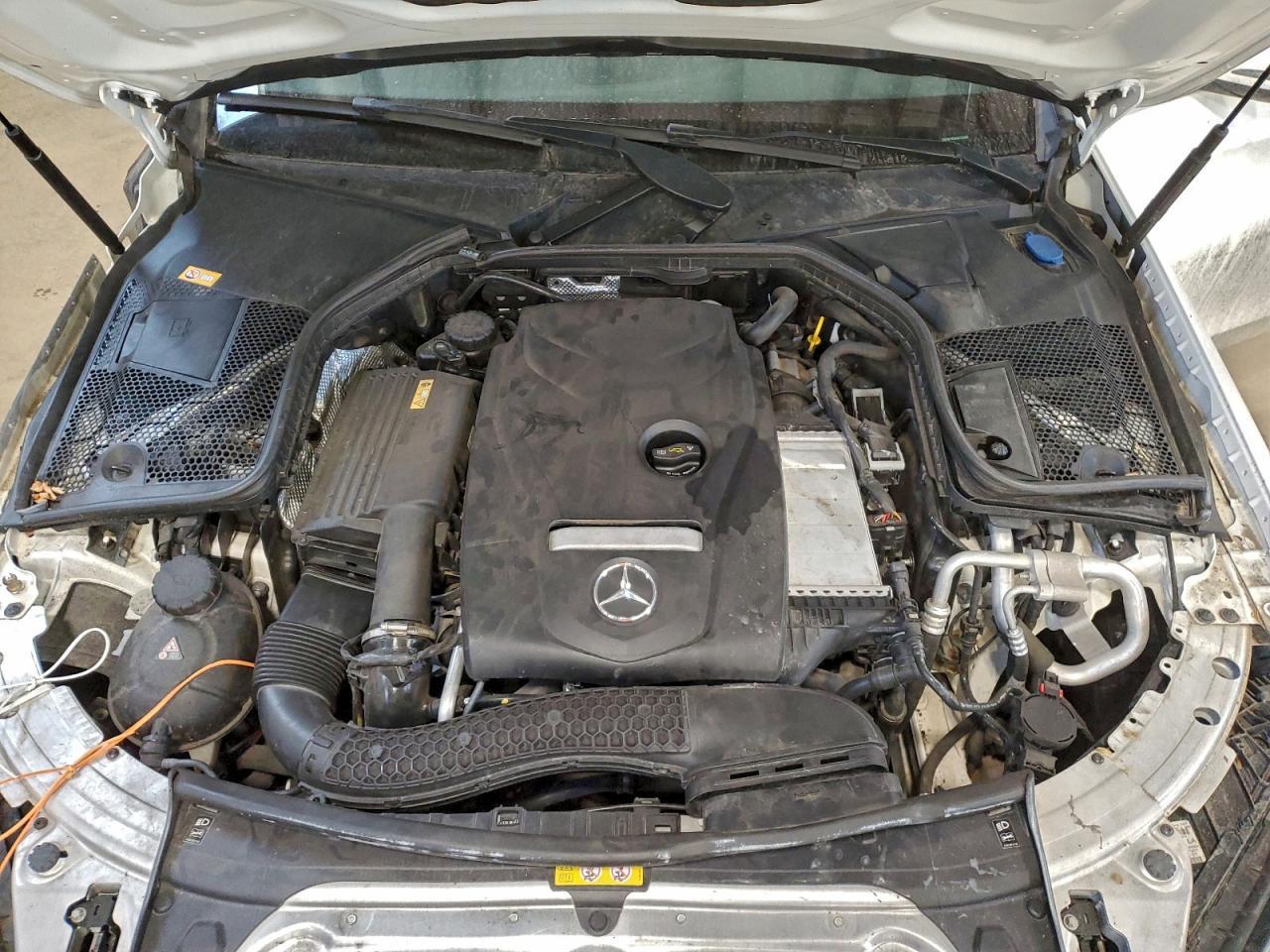 2016 MERCEDES-BENZ C-CLASS