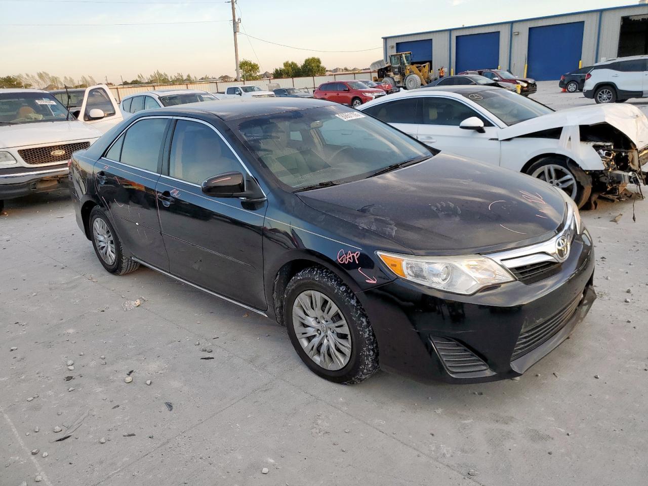2012 TOYOTA CAMRY