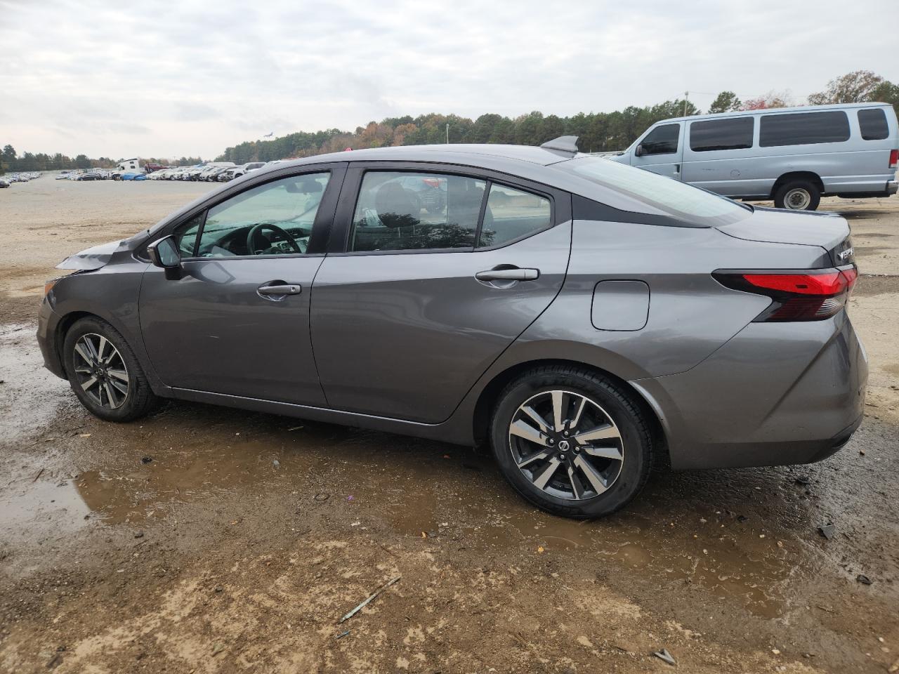 2021 NISSAN VERSA