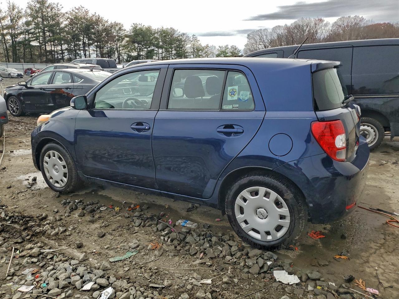 2010 SCION xD