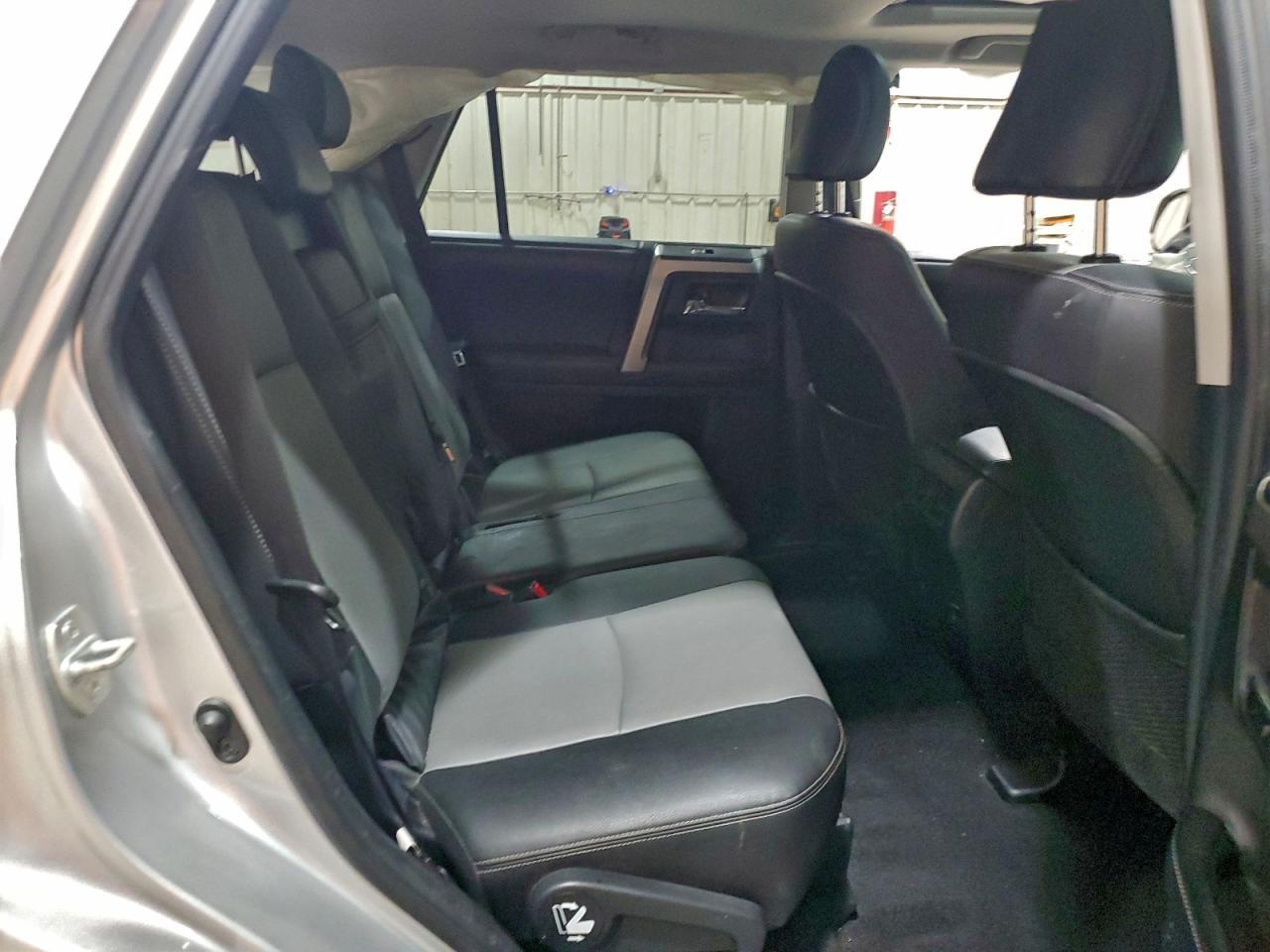2016 TOYOTA 4Runner