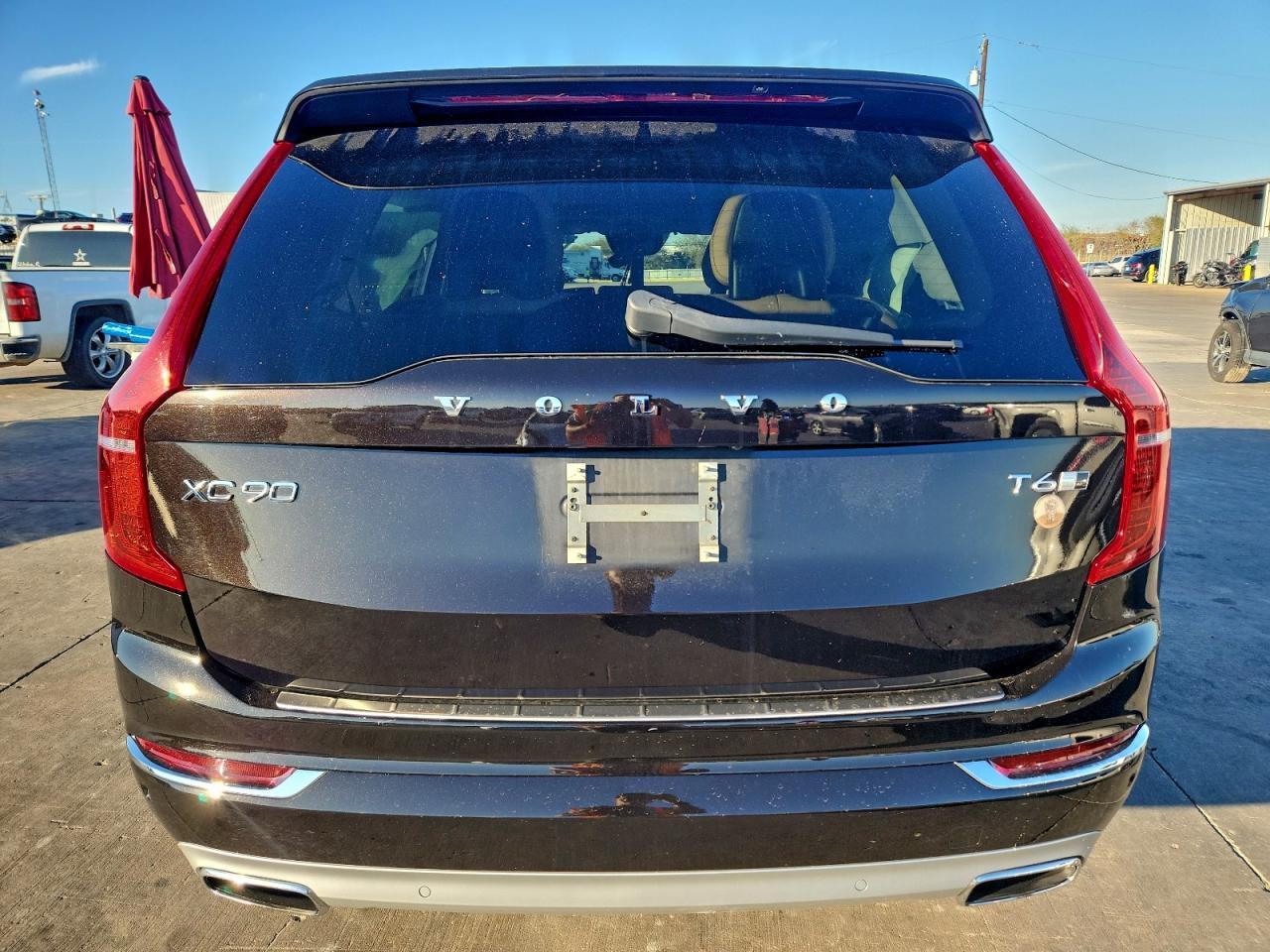 2016 VOLVO XC90