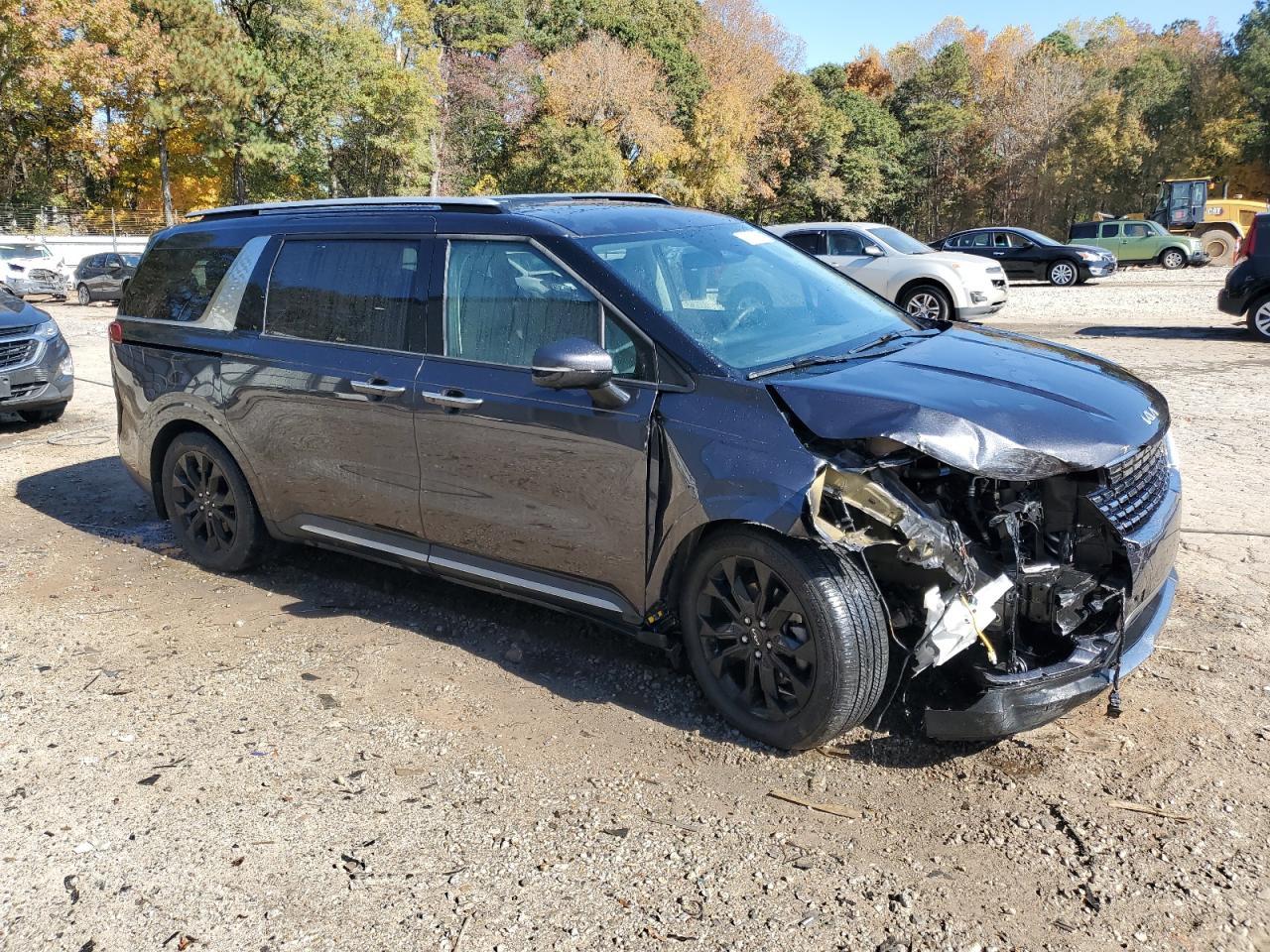 2023 KIA Carnival