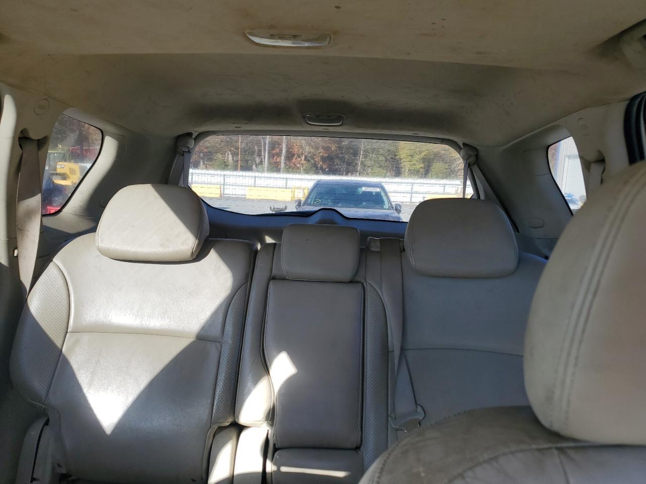 2009 MITSUBISHI outlander